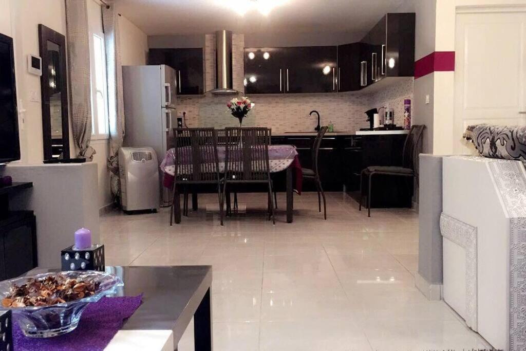 Paisible Et Agreable Villa