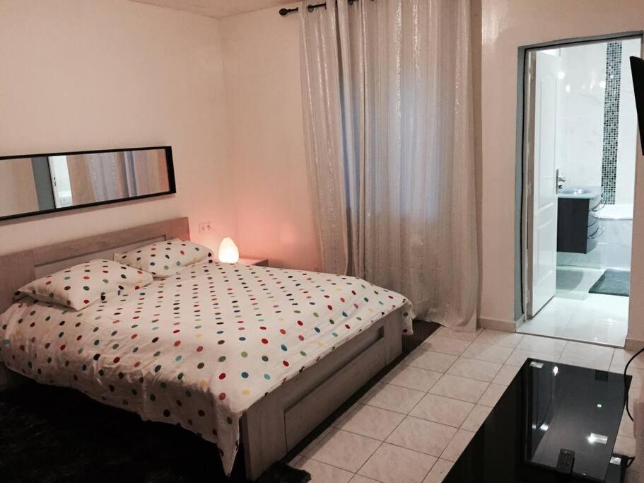 Paisible Et Agreable Villa Morieres-les-Avignon